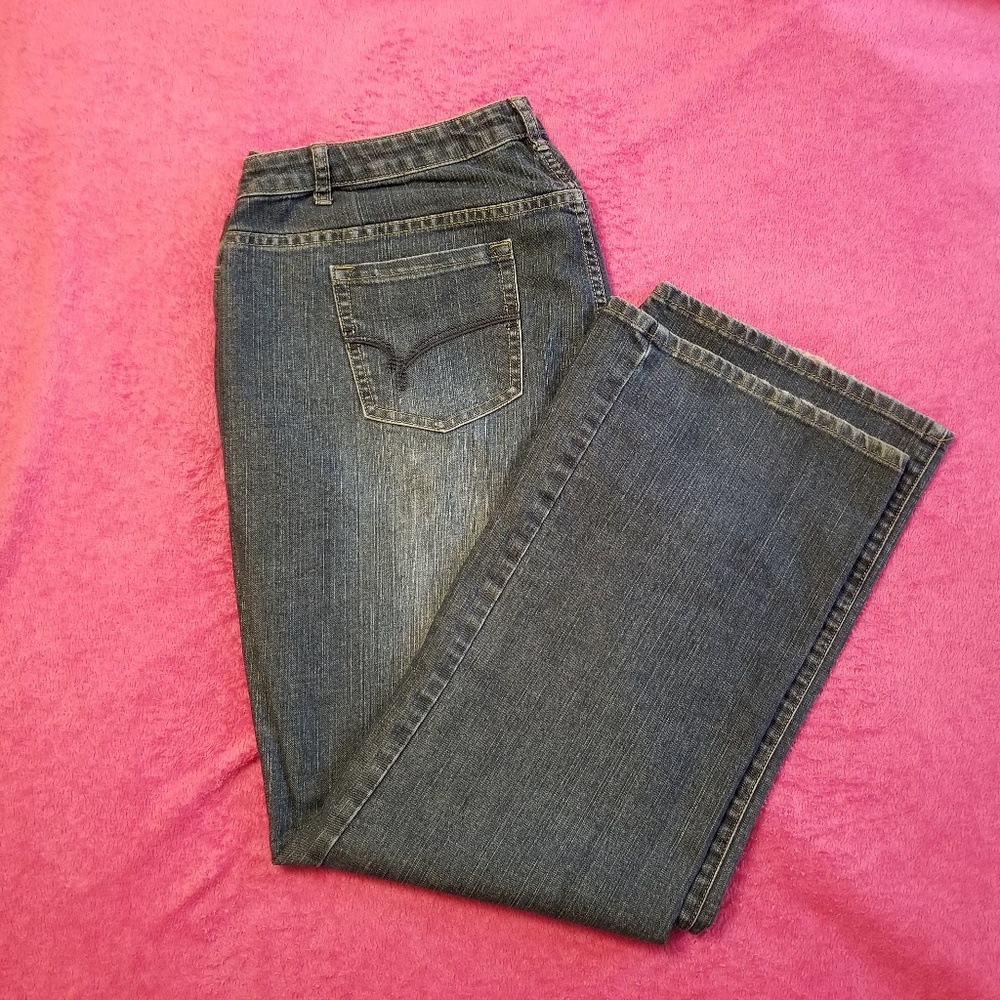 ❤ Host Pick ❤ Fashion Bug Red Triangle Jeans